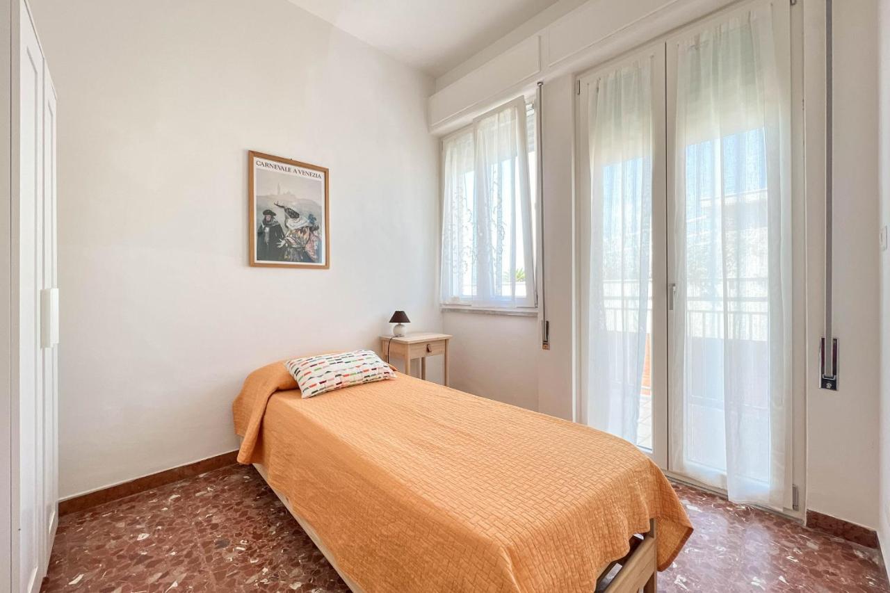 Il Mare In Giardino Apartamento Scauri  Exterior foto