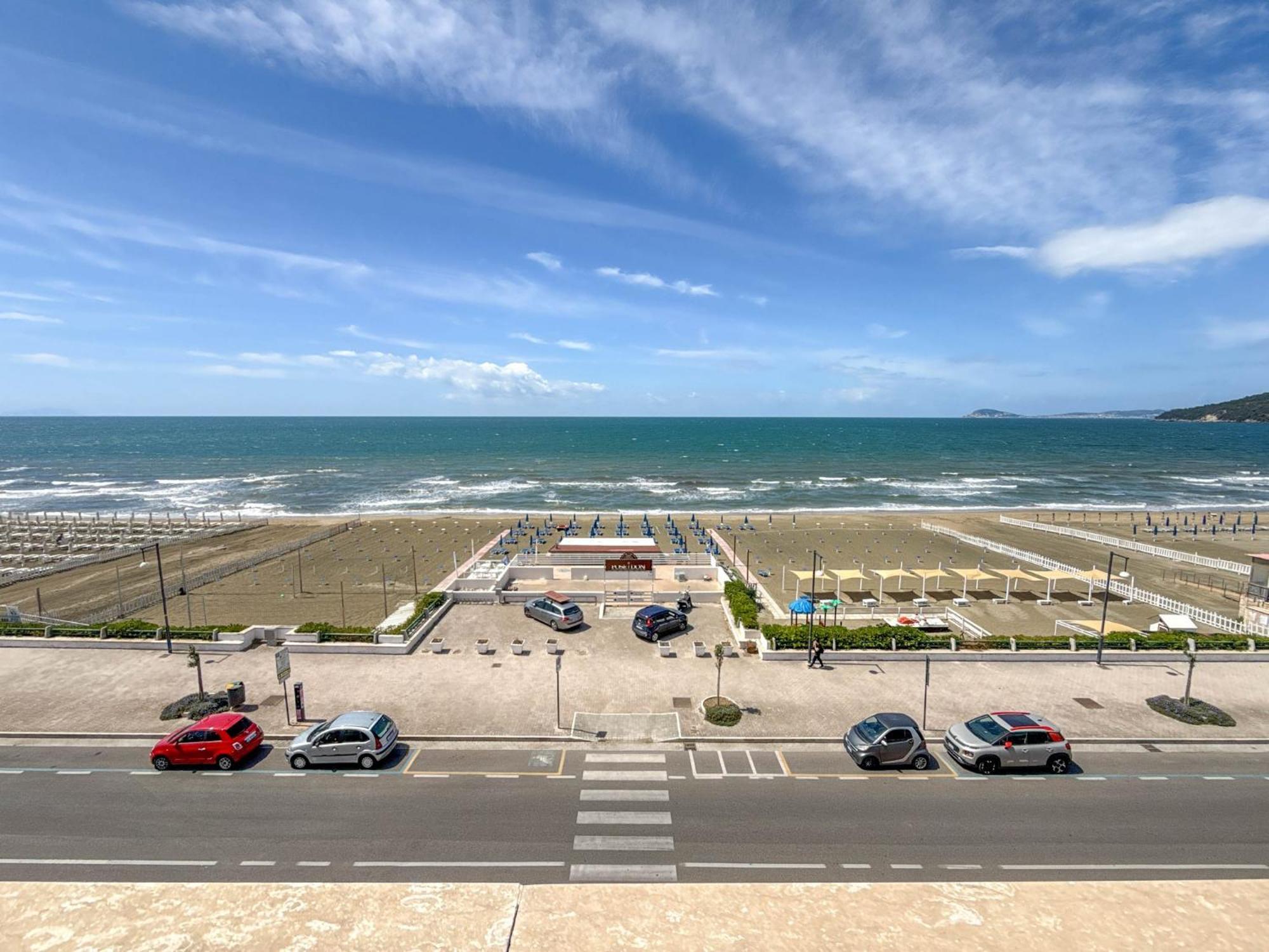 Il Mare In Giardino Apartamento Scauri  Exterior foto