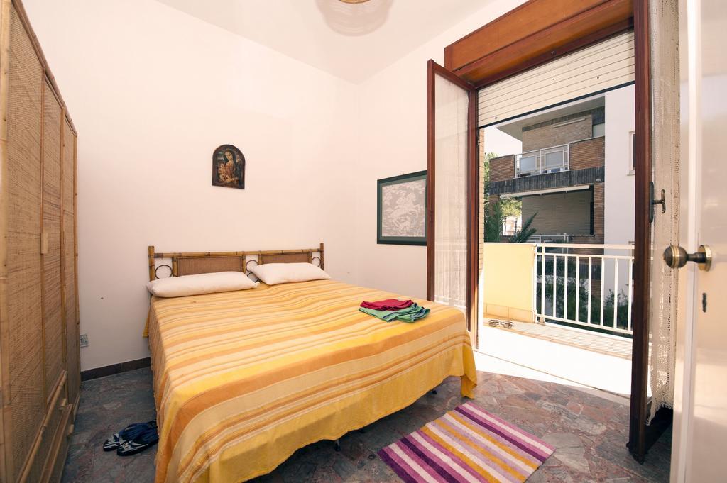 Il Mare In Giardino Apartamento Scauri  Exterior foto